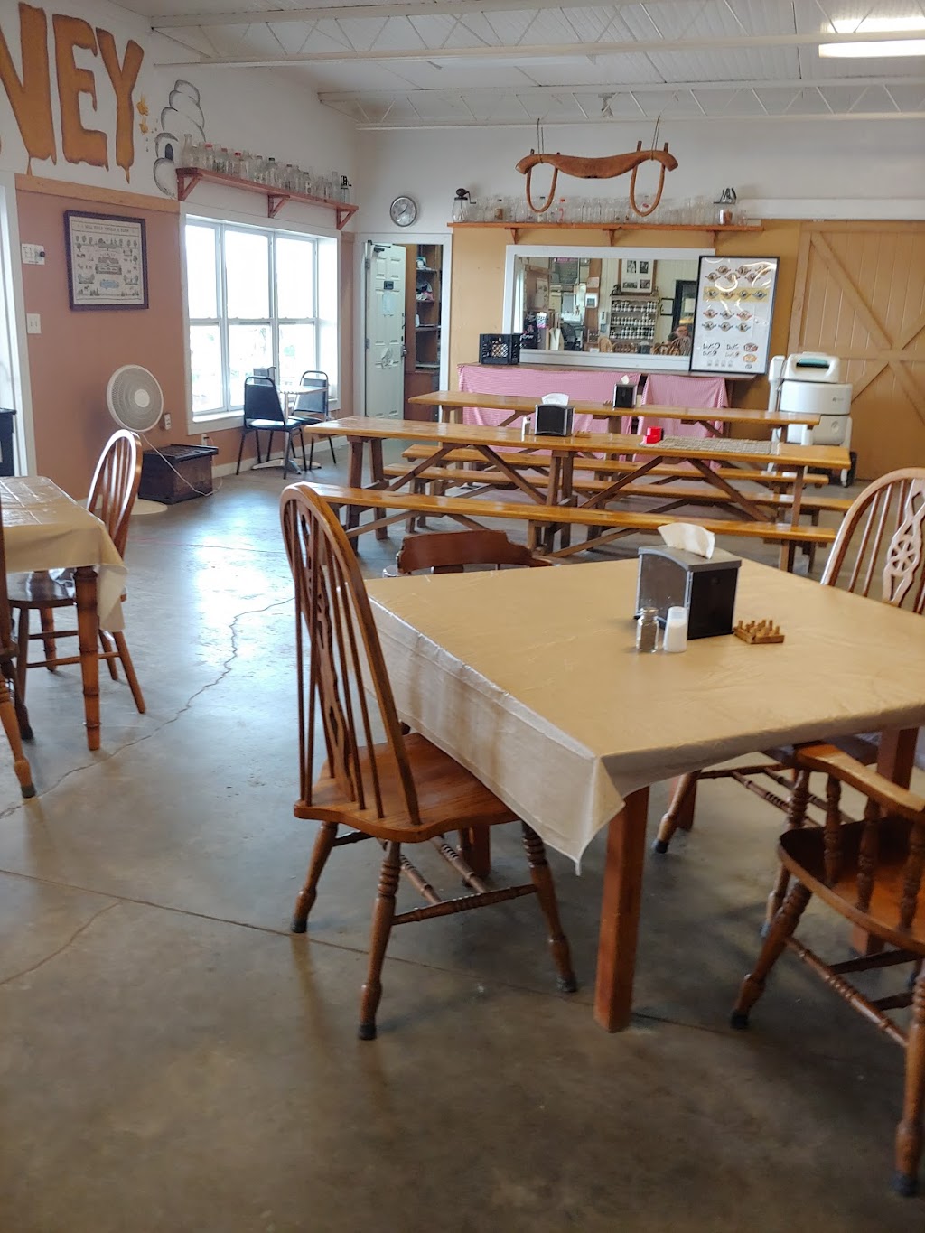 Dakin Dairy Farm Market & Cafe | 30771 Betts Rd, Myakka City, FL 34251, USA | Phone: (941) 322-2802