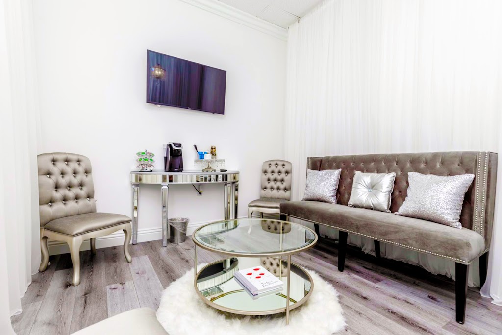 Estrella Aesthetics & Surgical Arts | 2550 Tuscany St #103, Corona, CA 92881, USA | Phone: (951) 272-4442