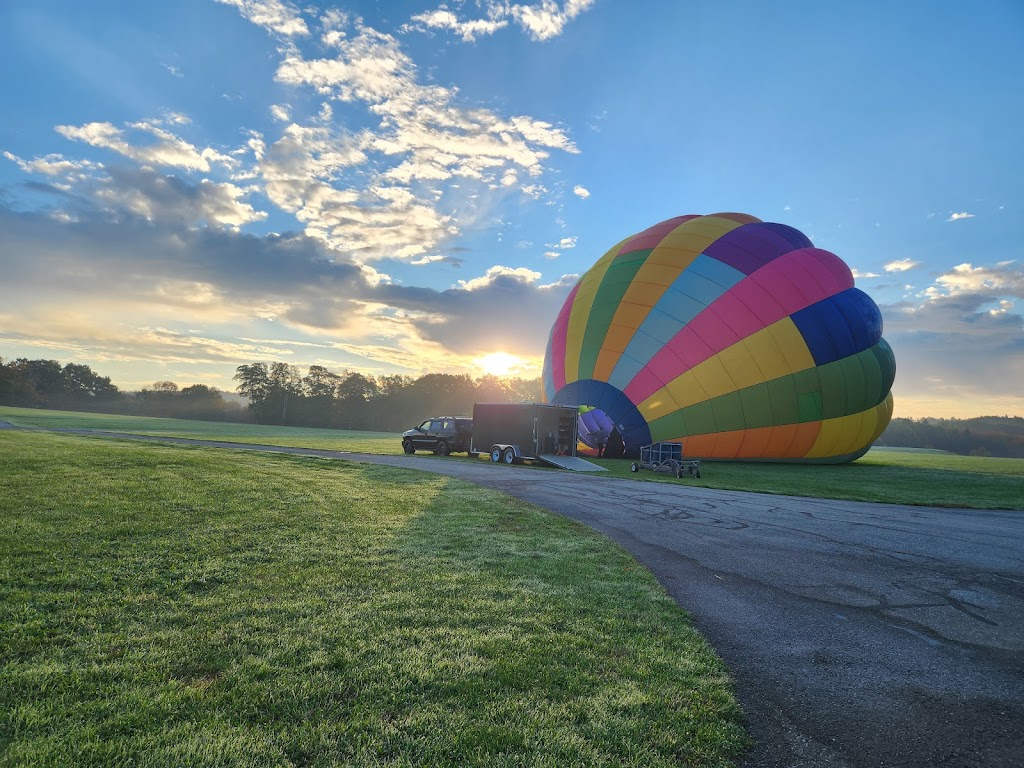 CT Voyager Balloons - Hot Air Balloon Ride Connecticut | Toutant Airport, 85 Bungay Hill Rd, Woodstock, CT 06281, USA | Phone: (860) 532-3052