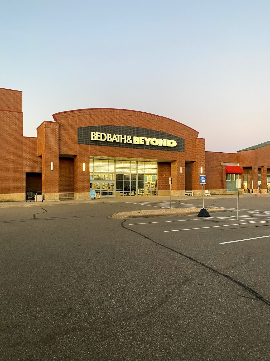 Bed Bath & Beyond | 11240 Wayzata Blvd, Minnetonka, MN 55305, USA | Phone: (952) 546-1280