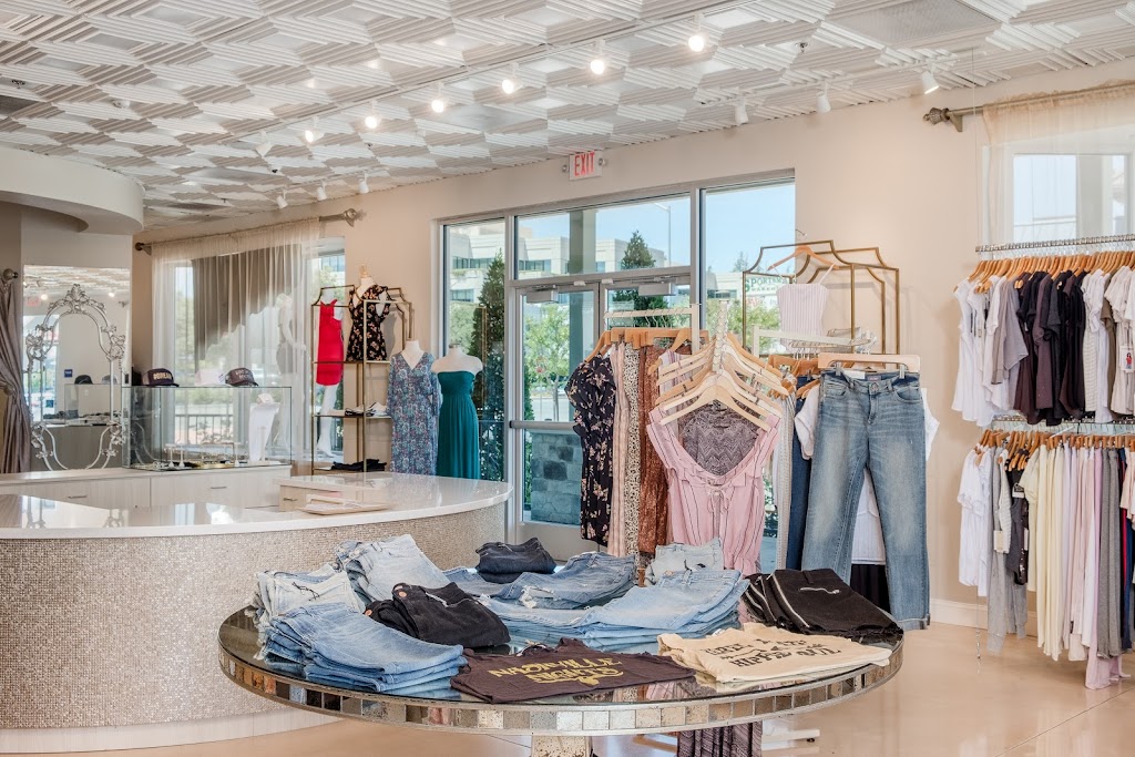 She She Womens Clothing | 8480 N Friant Rd #109, Fresno, CA 93720 | Phone: (559) 434-4114