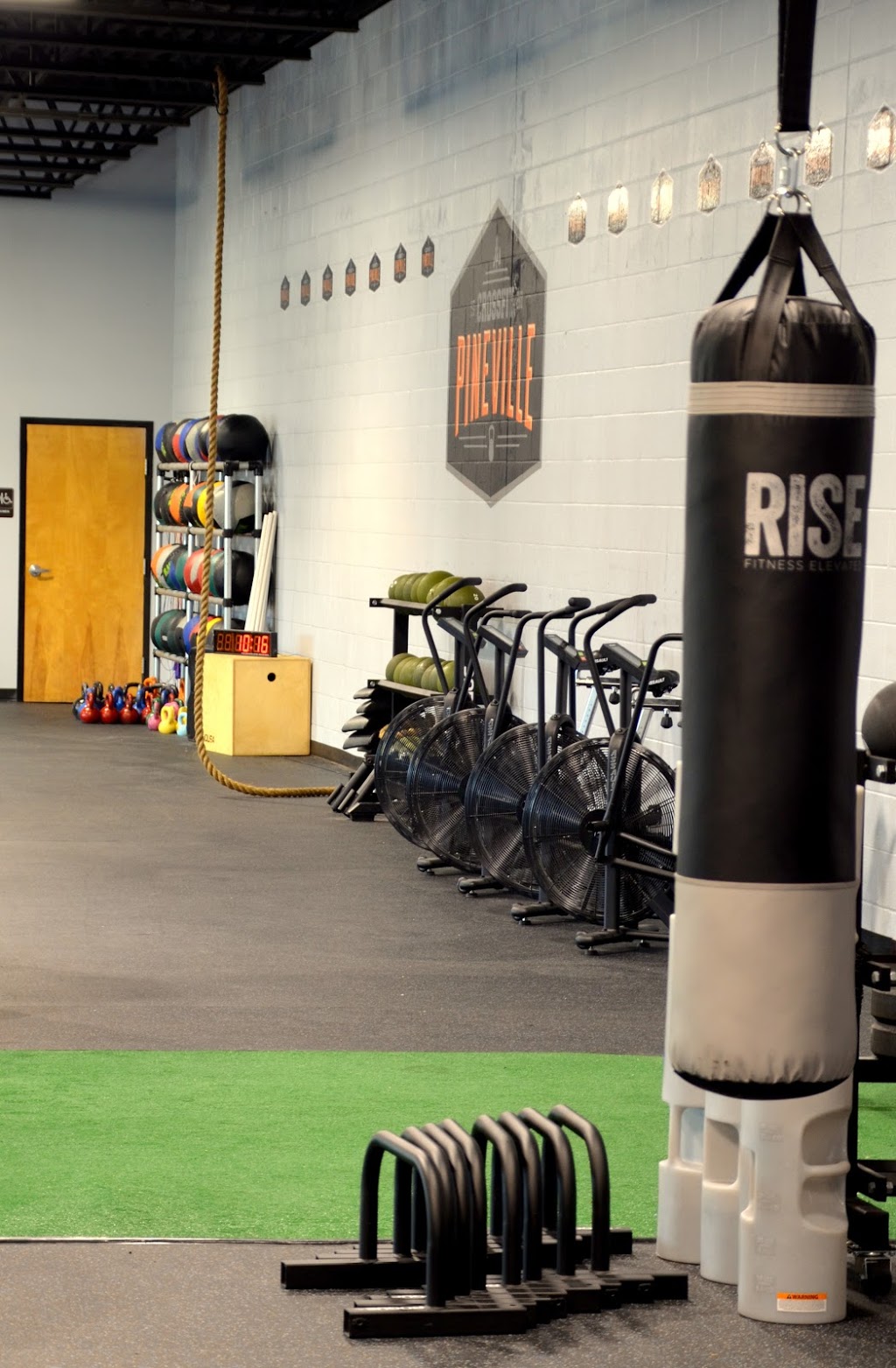 CrossFit Pineville | 400 N Polk St A, Pineville, NC 28134, USA | Phone: (704) 650-3452