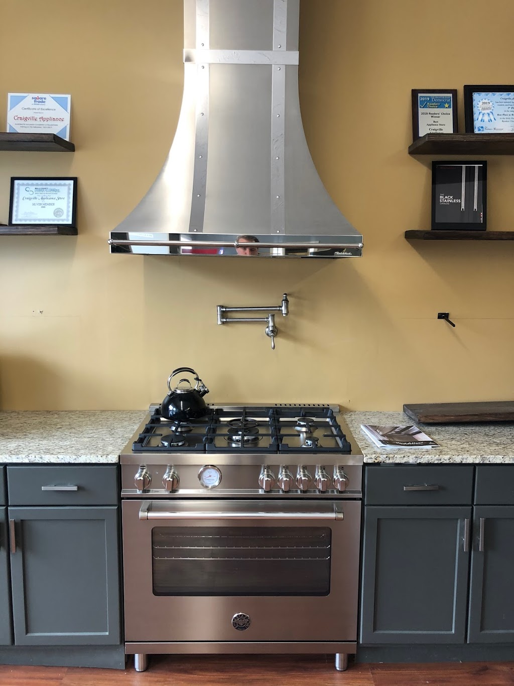 Craigville Appliance | 2382 N Main St, Craigville, IN 46731, USA | Phone: (260) 565-3166