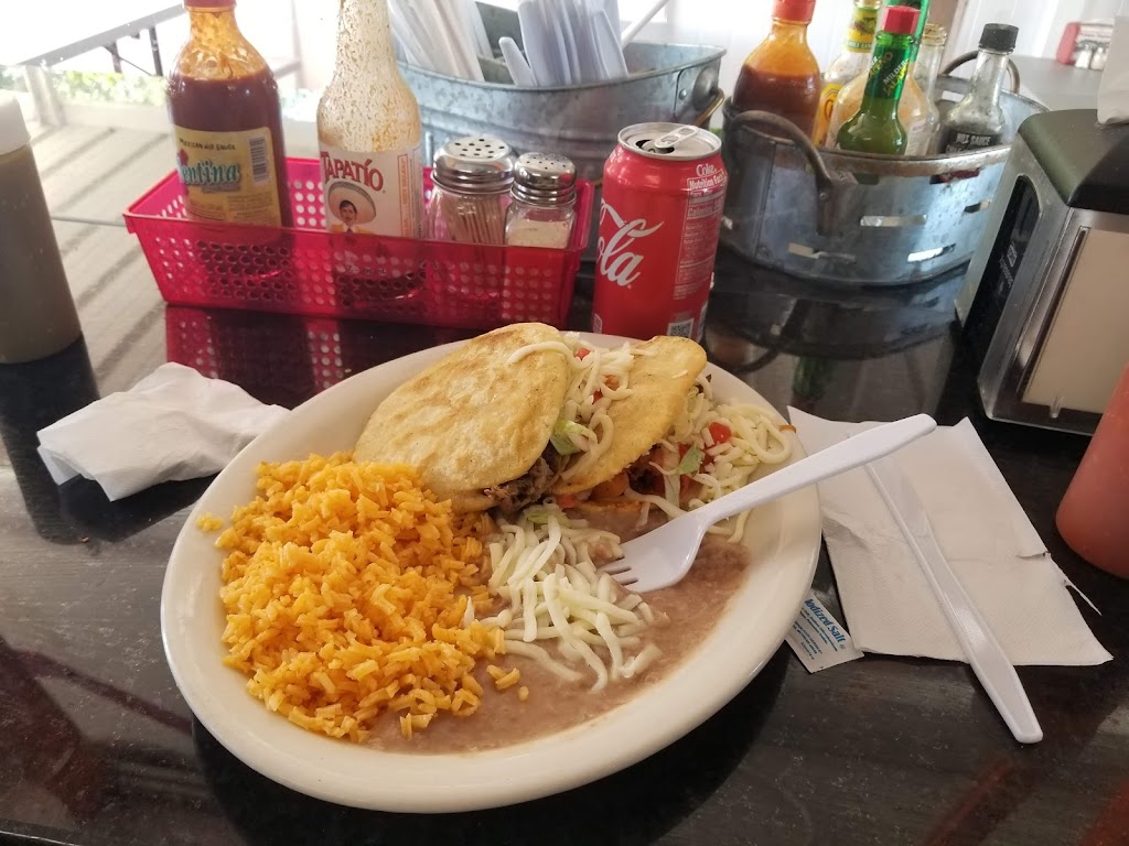 El Primo Taqueria | 1111 Manatee Ave E, Bradenton, FL 34208, USA | Phone: (941) 744-9299