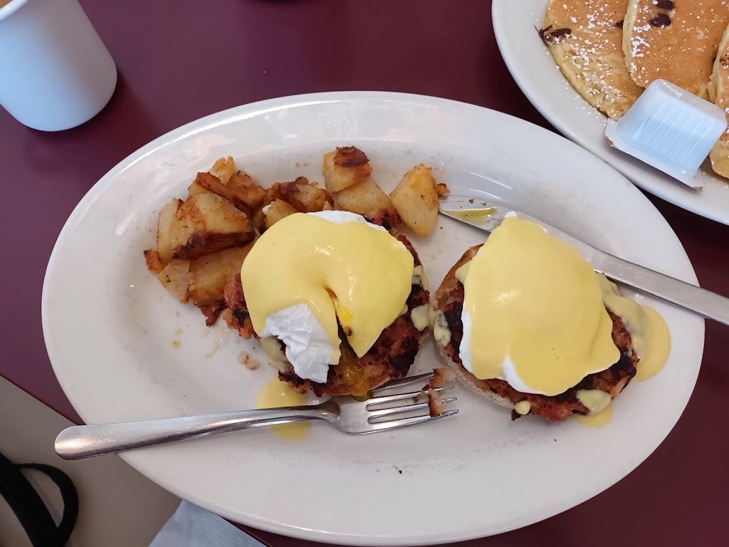 Eddys Diner Breakfast & Lunch | 187 Beach St, Malden, MA 02148, USA | Phone: (781) 605-3077