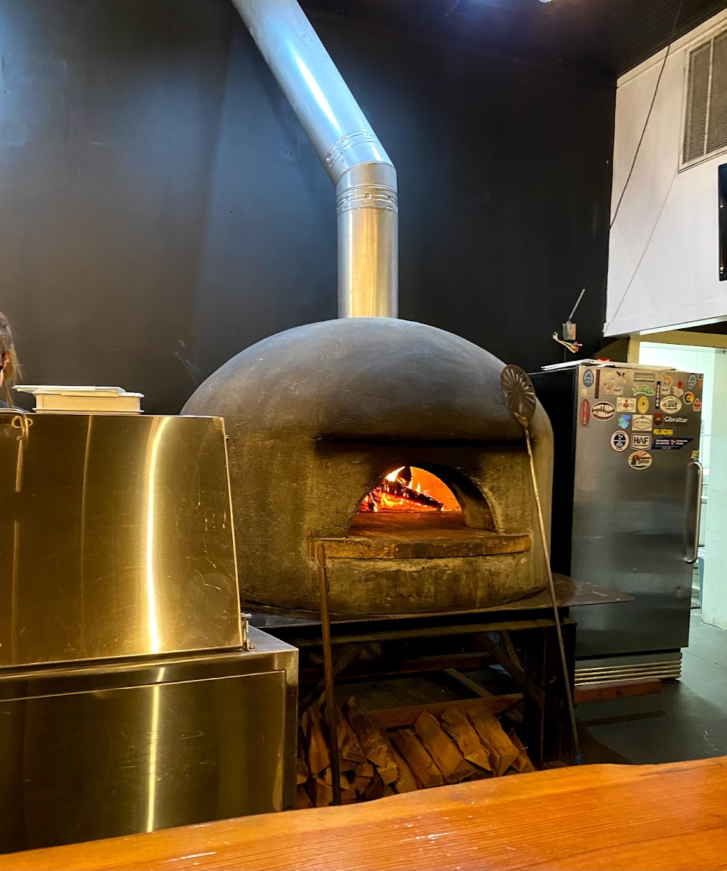 Skyking Pizza | 385 N Main St, Kingston Springs, TN 37082, USA | Phone: (615) 952-3107