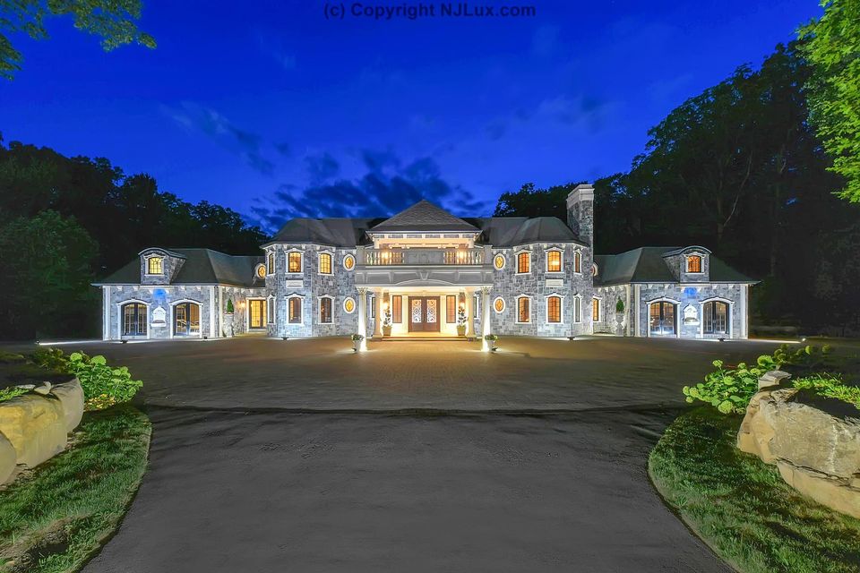 NJ Lux Real Estate | 90 County Rd, Tenafly, NJ 07670, United States | Phone: (201) 461-5000