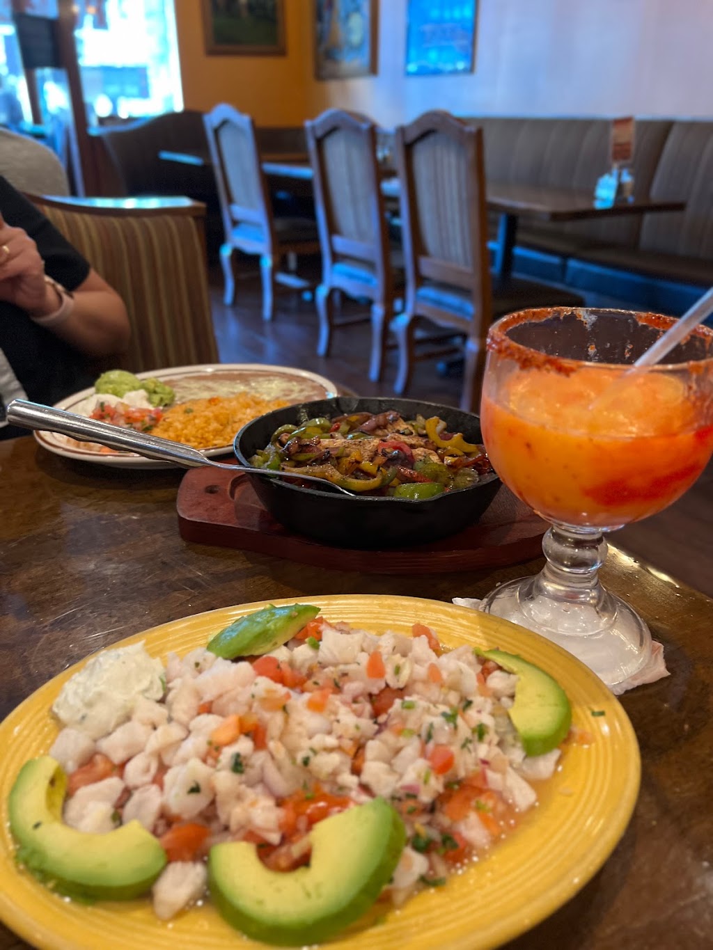 Pepes Mexican Restaurant | 2272 Honolulu Ave, Glendale, CA 91208, USA | Phone: (818) 248-6622