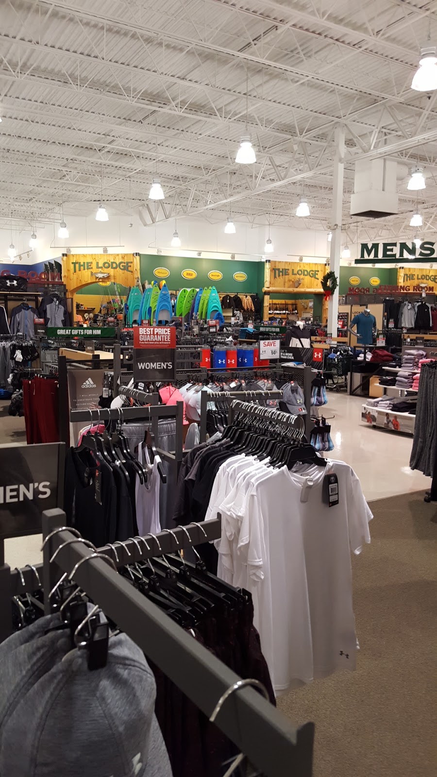 DICKS Sporting Goods | 7305 Market Pl Dr, Aurora, OH 44202, USA | Phone: (330) 562-4200