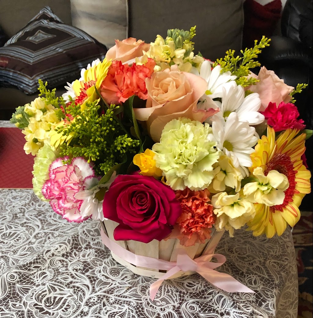 Alexandrias Flowers | 3037 Hopyard Rd Suite F, Pleasanton, CA 94566, USA | Phone: (925) 484-1149