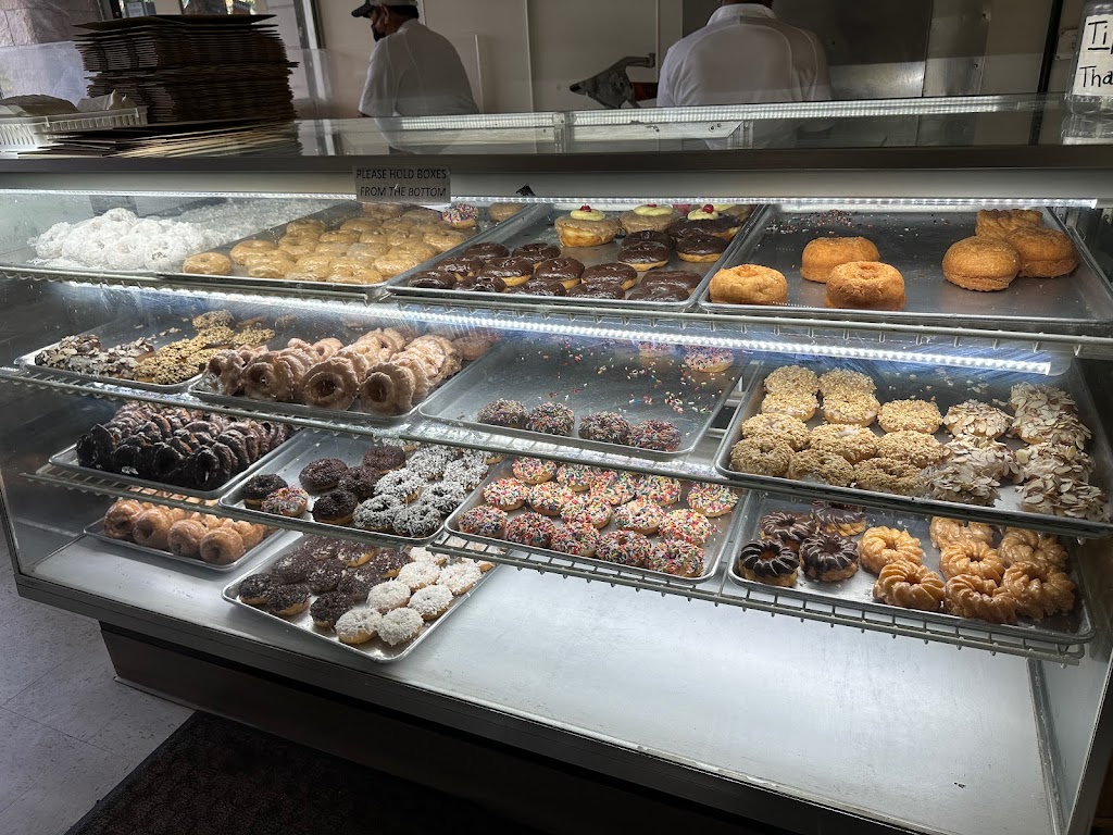Stans Donut Shop | 2628 Homestead Rd, Santa Clara, CA 95051, USA | Phone: (408) 296-5982