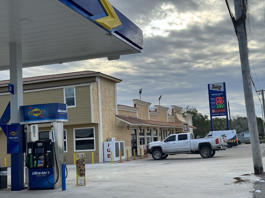 Sunoco | 2648 North highway 37, Oakville, TX 78060, USA | Phone: (361) 786-3995
