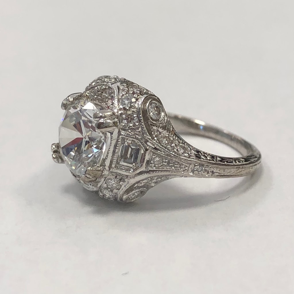 Sparrowood Jewelers Inc | 3201 Edwards Mill Rd # 137, Raleigh, NC 27612, USA | Phone: (919) 781-0212