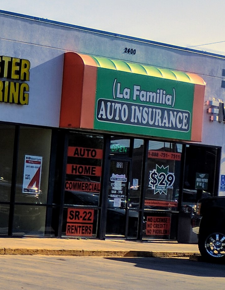 La Familia Auto Insurance & Tax Services | 2400 E Pioneer Pkwy #120, Arlington, TX 76010, USA | Phone: (817) 385-1077