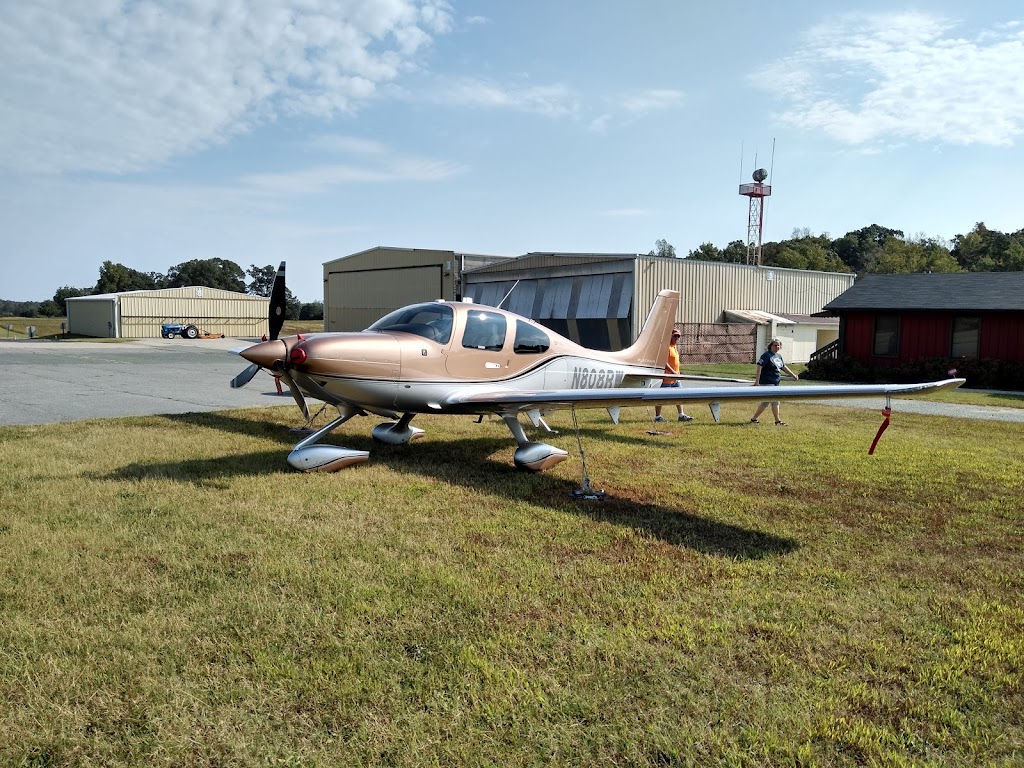 Causey Aviation Service, Inc. | 6120 Smithwood Rd, Liberty, NC 27298, USA | Phone: (336) 685-4423