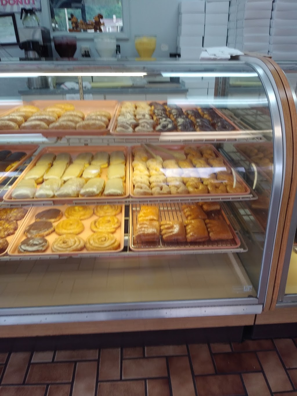 Donut Express | 9841 3rd Street Rd, Louisville, KY 40272, USA | Phone: (502) 935-8898