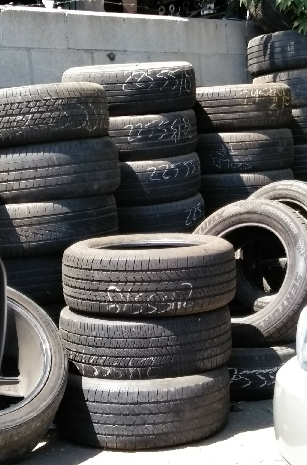 Hectors Tire Shop | 2491 Main St, Riverside, CA 92501 | Phone: (951) 682-8021