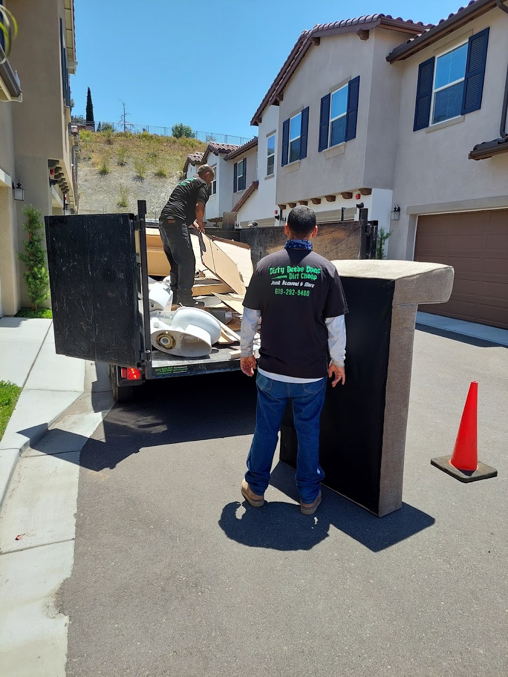 Dirty Deeds Done Dirt Cheap Junk Removal | 945 Postal Way A, Vista, CA 92083, USA | Phone: (619) 292-9480