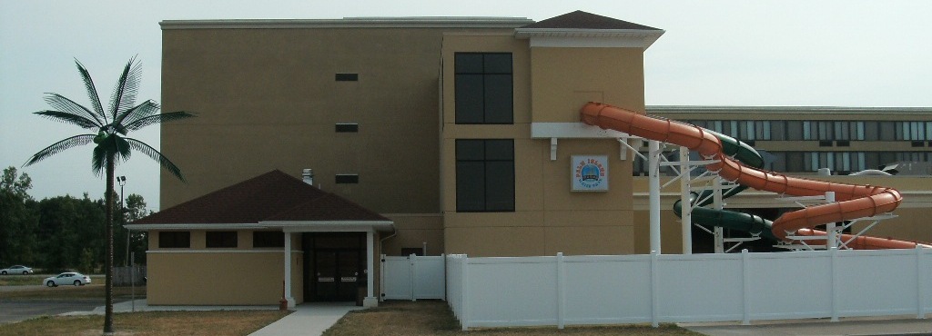 Palm Island Indoor Waterpark | 8250 Park Rd, Batavia, NY 14020, USA | Phone: (585) 344-2100