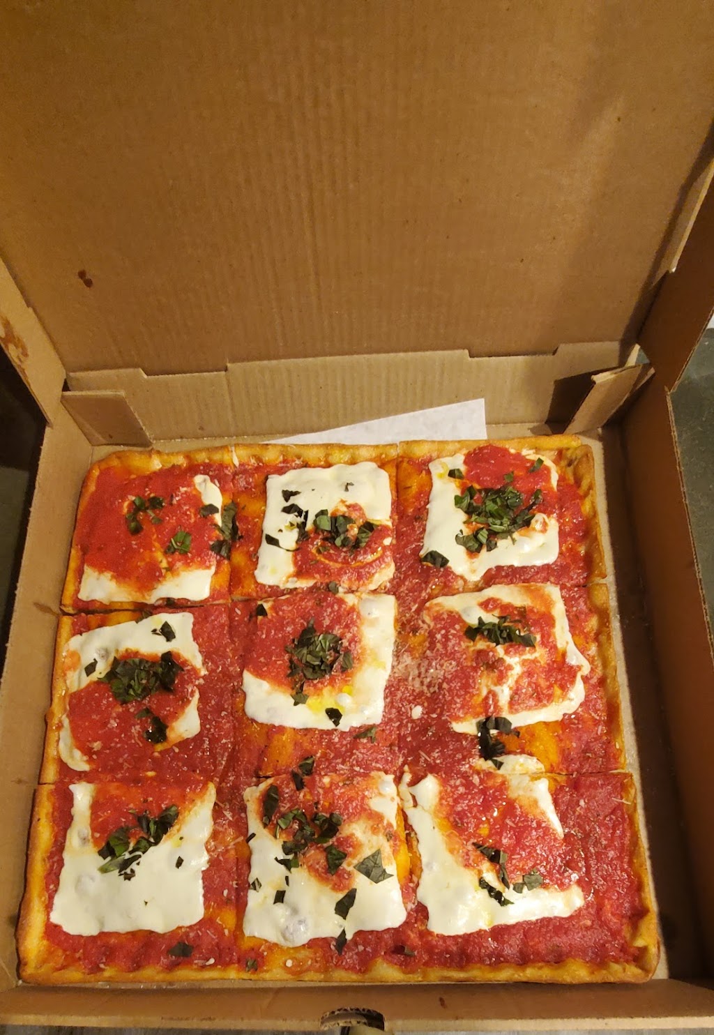 Franks Pizza And Italian Restaurant | 86 E Main St, Mendham Borough, NJ 07945, USA | Phone: (973) 543-4180