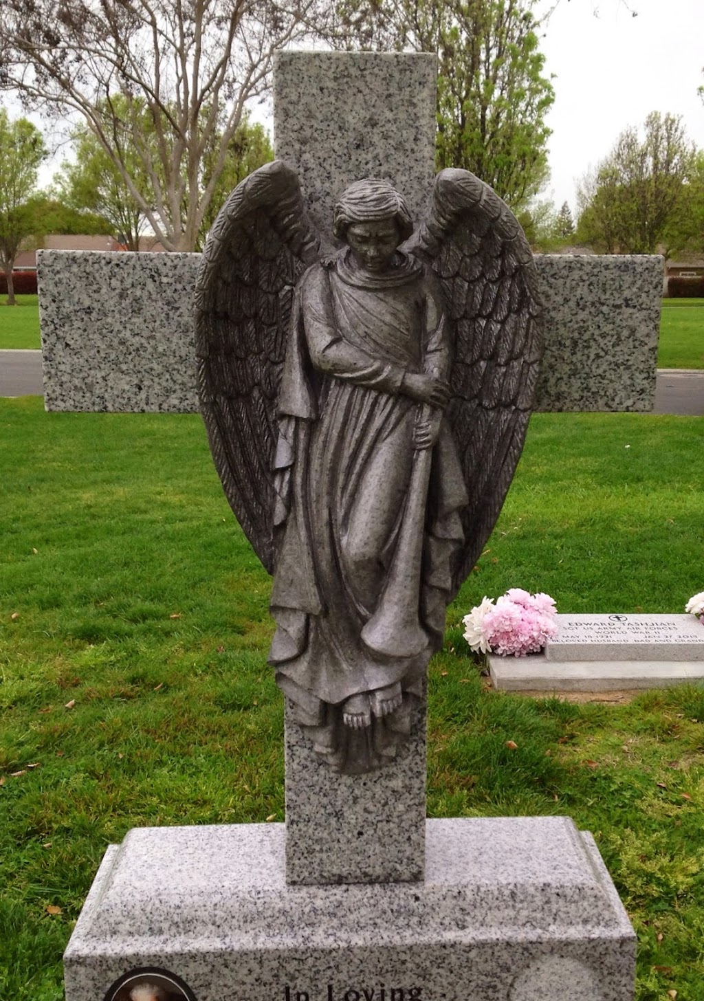 Madera Cemetery District | 1301 Roberts Ave, Madera, CA 93637, USA | Phone: (559) 674-8826