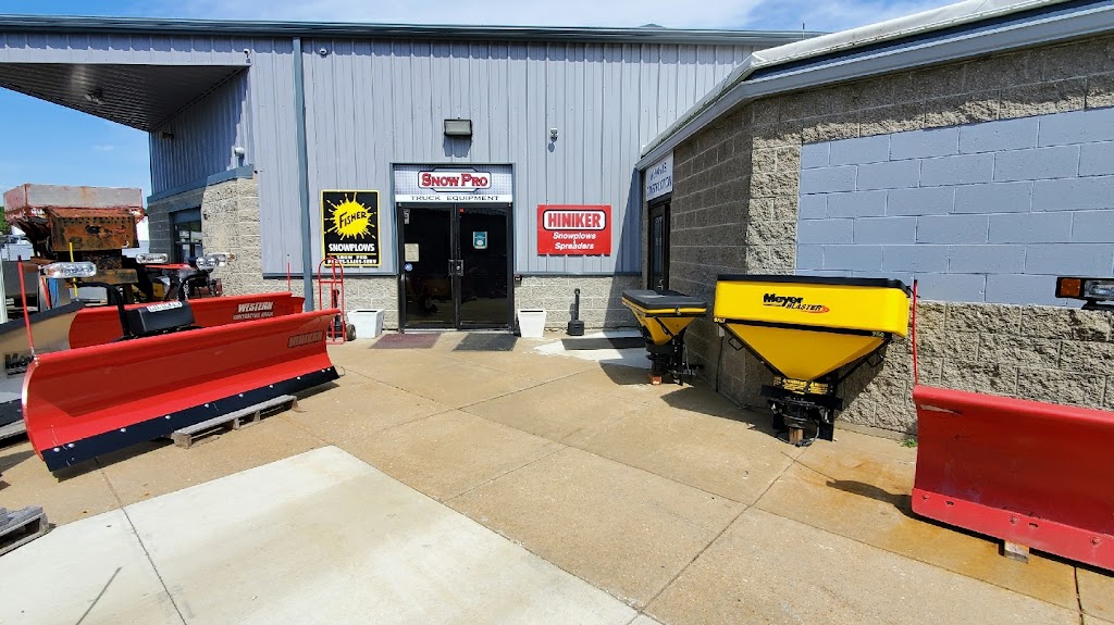 Snow Pro Truck Equipment | 4631 Lemay Ferry Rd, St. Louis, MO 63129 | Phone: (314) 939-1630