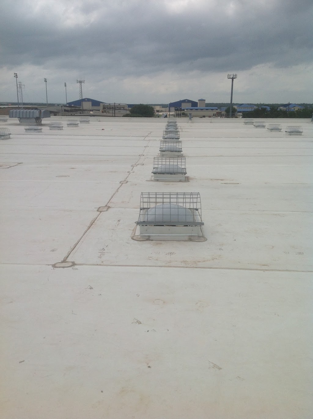 CEI Commercial Roofing, a Tecta America Company | 2510 Cockrell Ave, Dallas, TX 75215, USA | Phone: (214) 352-3032