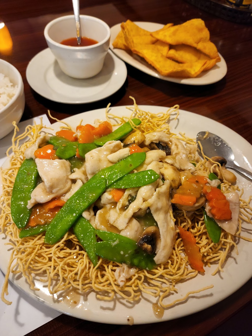 Cam Ranh Bay Restaurant | 1006 County Rd 42 W, Burnsville, MN 55337, USA | Phone: (952) 898-5366