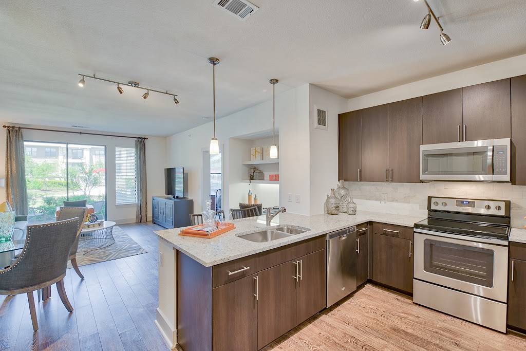 Windsor Lantana Hills | 6701 Rialto Blvd, Austin, TX 78735, USA | Phone: (833) 260-8339