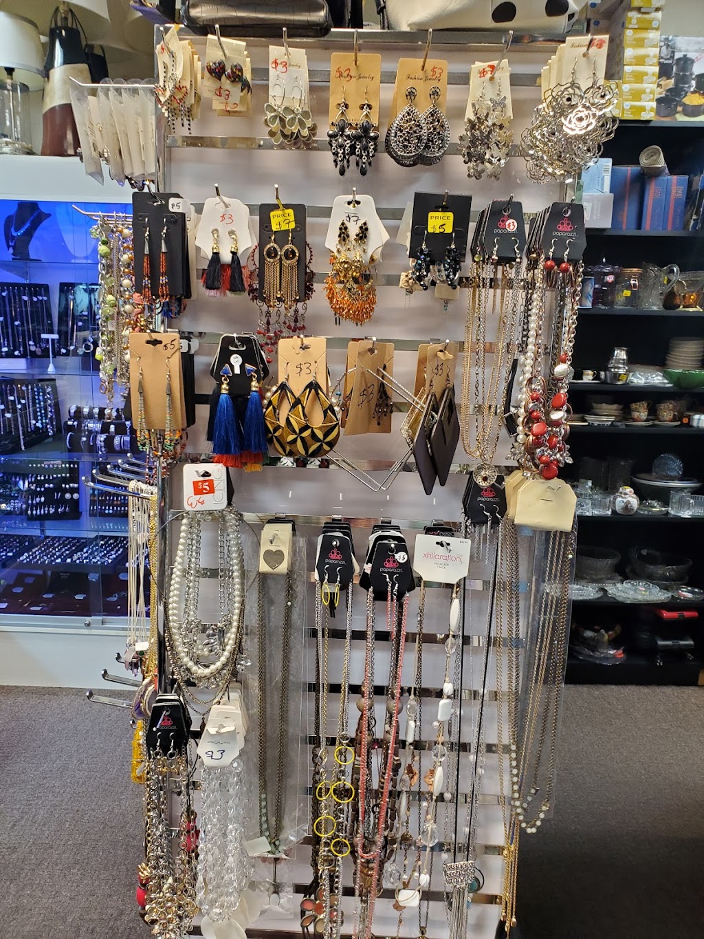 Treasures for you | 4545 E Tropicana Ave suite #1, Las Vegas, NV 89121 | Phone: (702) 888-5654