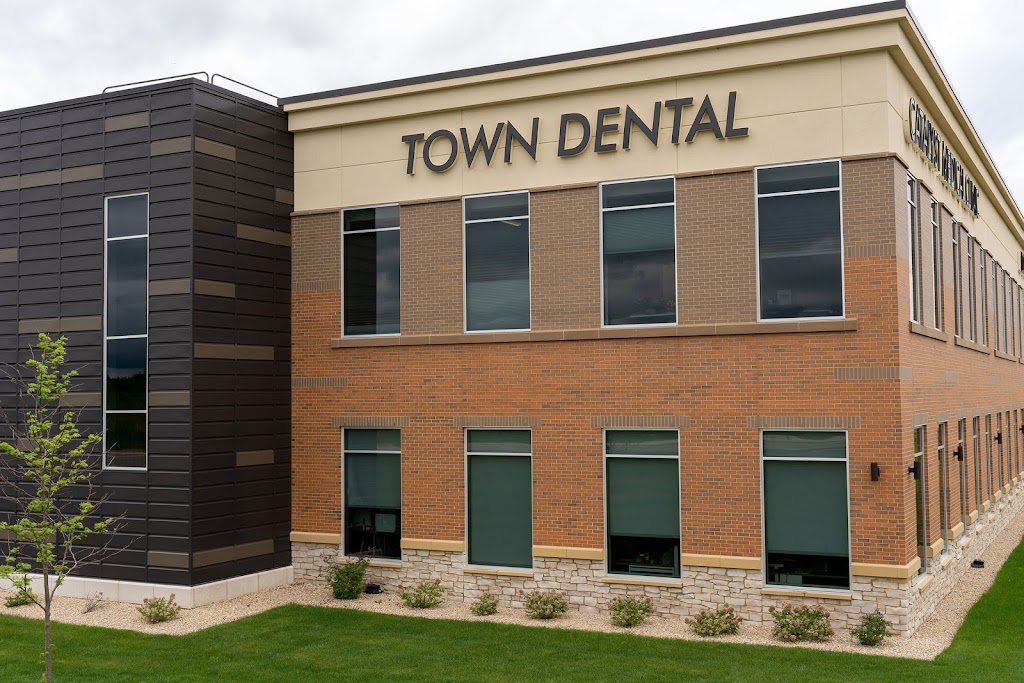 Town Dental - Chaska | 1200 Chaska Creek Way #150, Chaska, MN 55318, USA | Phone: (952) 314-9753