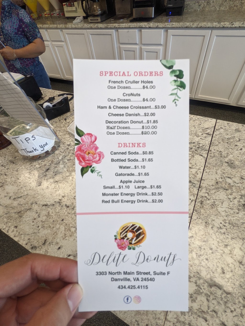 Delite Donuts | 3303 N Main St suite f, Danville, VA 24540, USA | Phone: (434) 425-4115