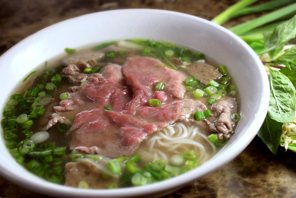 Phở Pasteur Restaurant | 100 W Pioneer Pkwy #158, Arlington, TX 76010, USA | Phone: (817) 274-6232