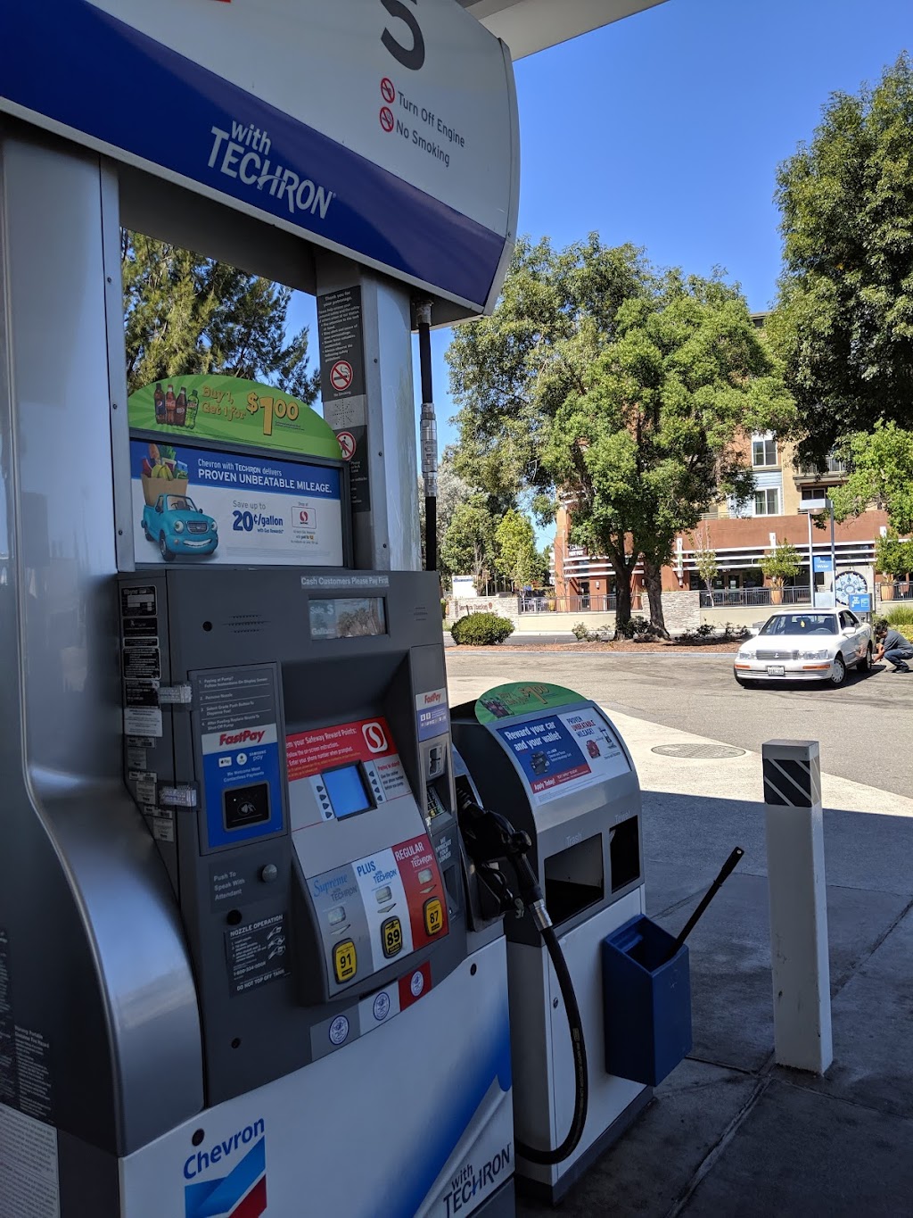 Chevron | 1265 Lawrence Station Rd, Sunnyvale, CA 94089, USA | Phone: (408) 744-0725