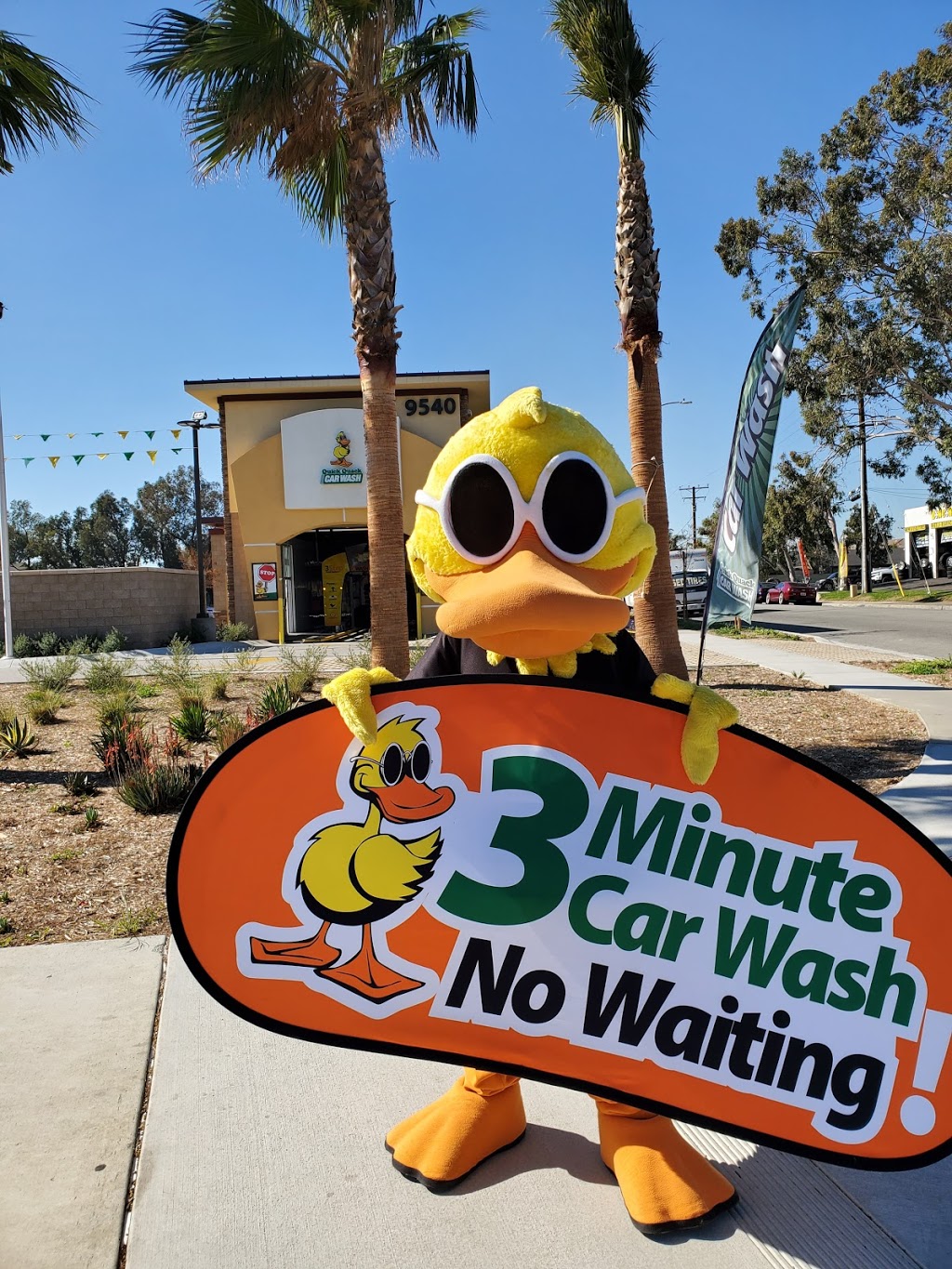 Quick Quack Car Wash | 9540 Sierra Ave, Fontana, CA 92335 | Phone: (909) 279-3542