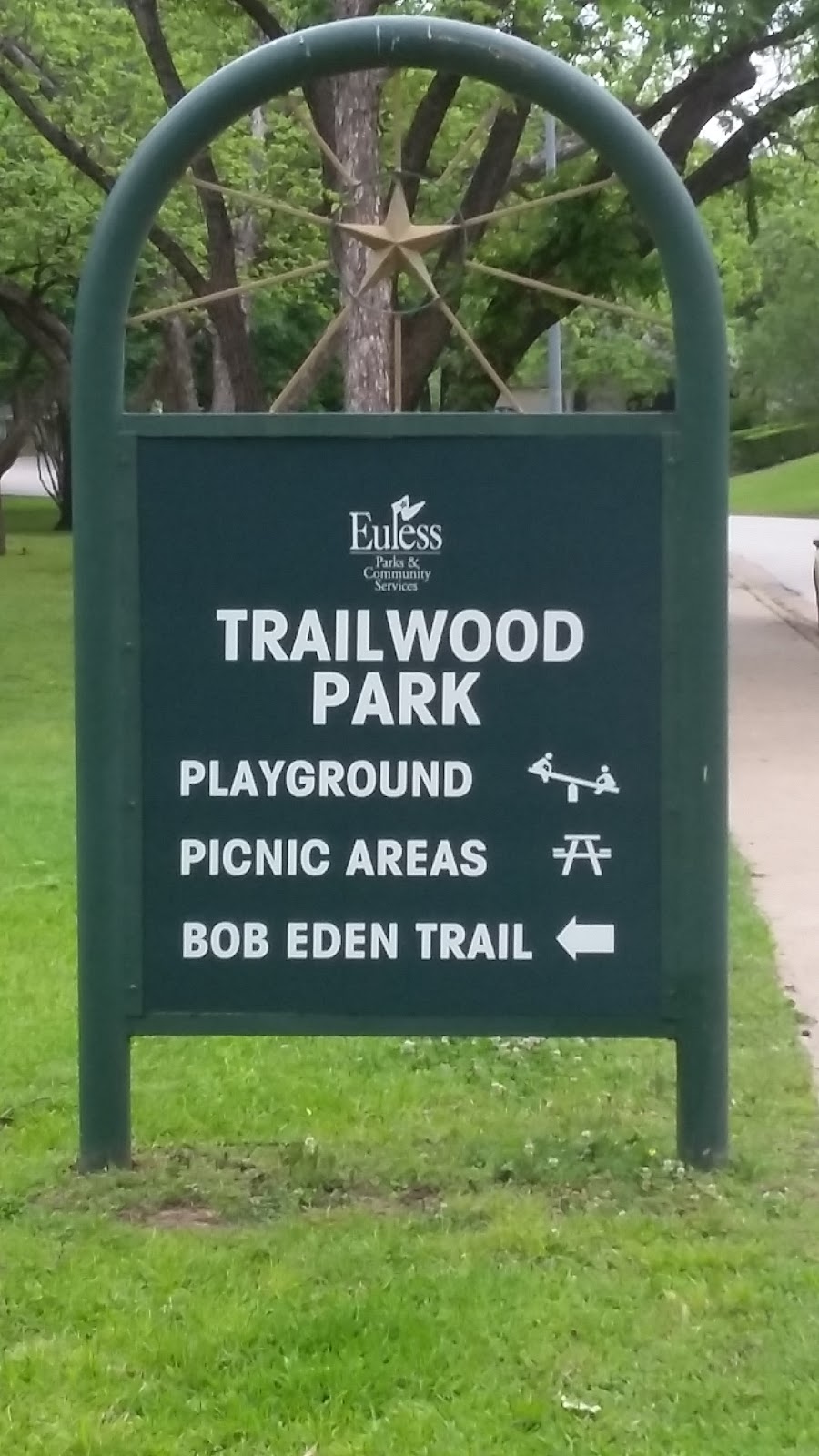 Trailwood Park | 1801-1855 Trailwood Dr, Euless, TX 76039, USA | Phone: (817) 685-1429