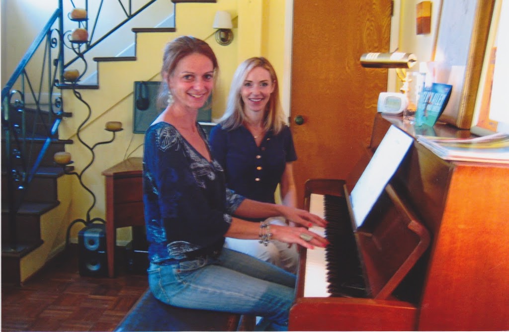 Studio Piano Play | 4111 Wade St apt d, Los Angeles, CA 90066, USA | Phone: (310) 597-7277