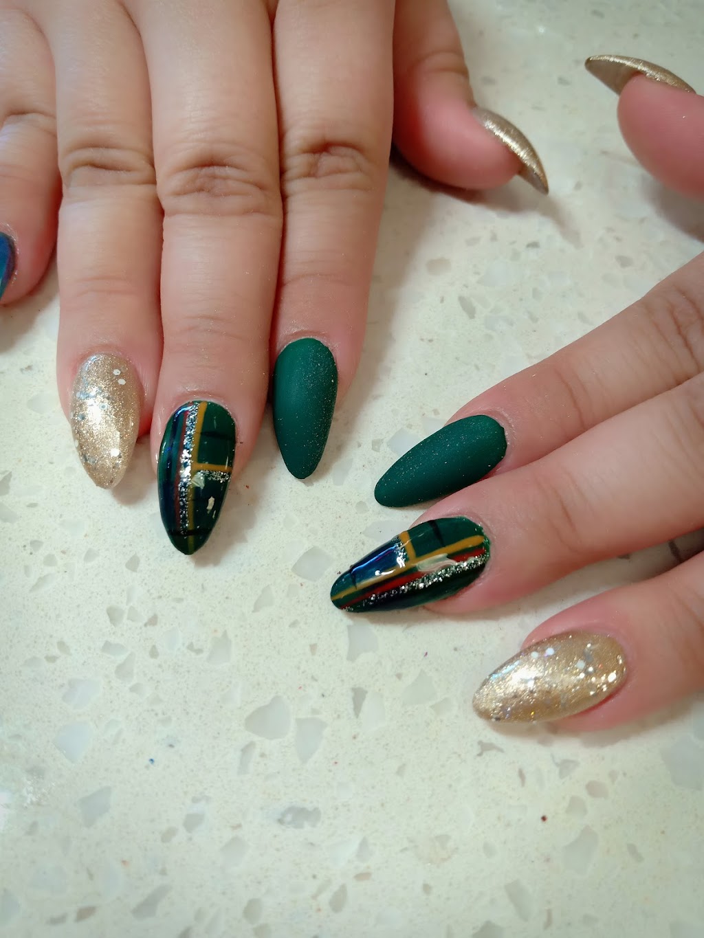 Top 10 Nails & Spa | 10278 Indiana Ave STE C, Riverside, CA 92503, USA | Phone: (951) 343-4000