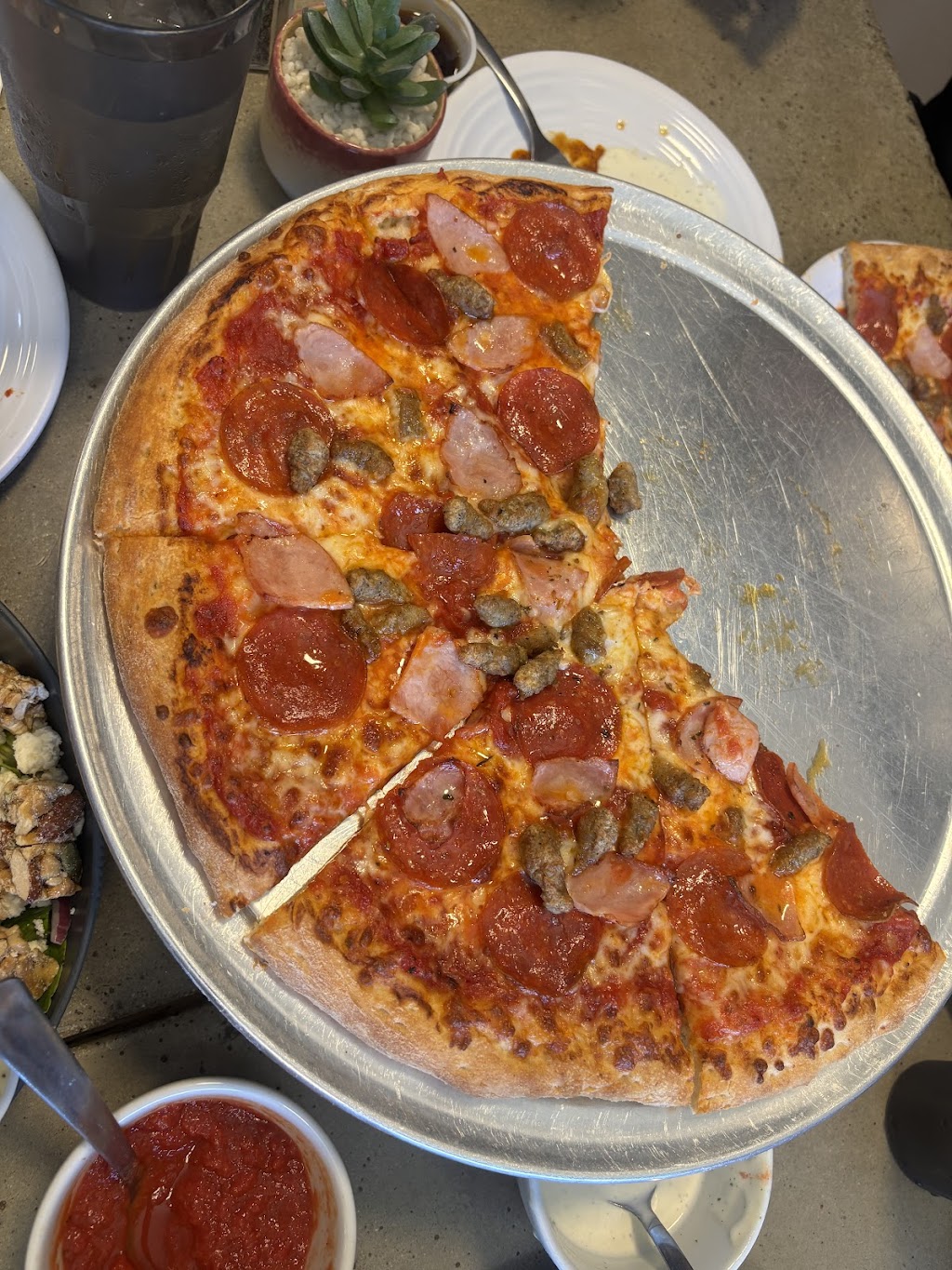 Just A Small Town Grill | 49643 29 Palms Hwy, Morongo Valley, CA 92256, USA | Phone: (760) 363-5070