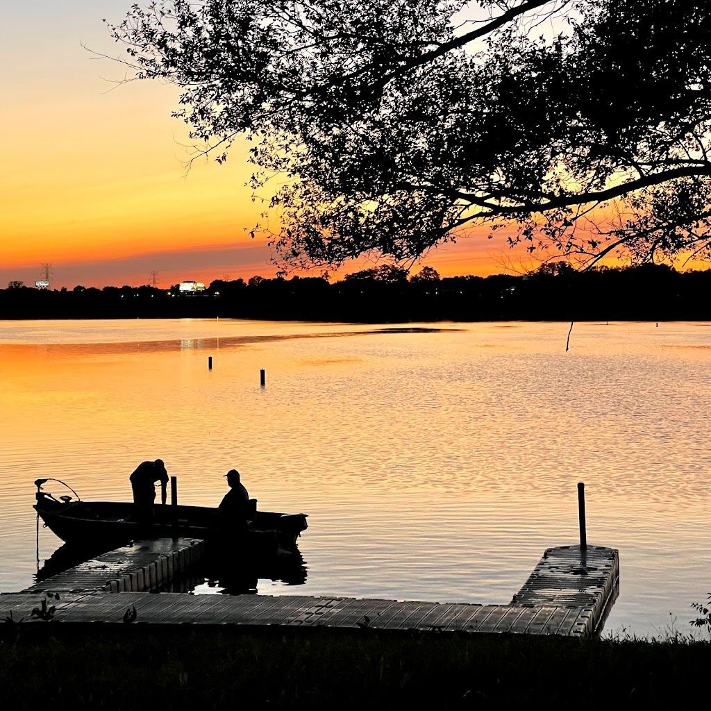 Eastwood MetroPark Lake Entrance | 1401 Harshman Rd, Dayton, OH 45431, USA | Phone: (937) 275-7275