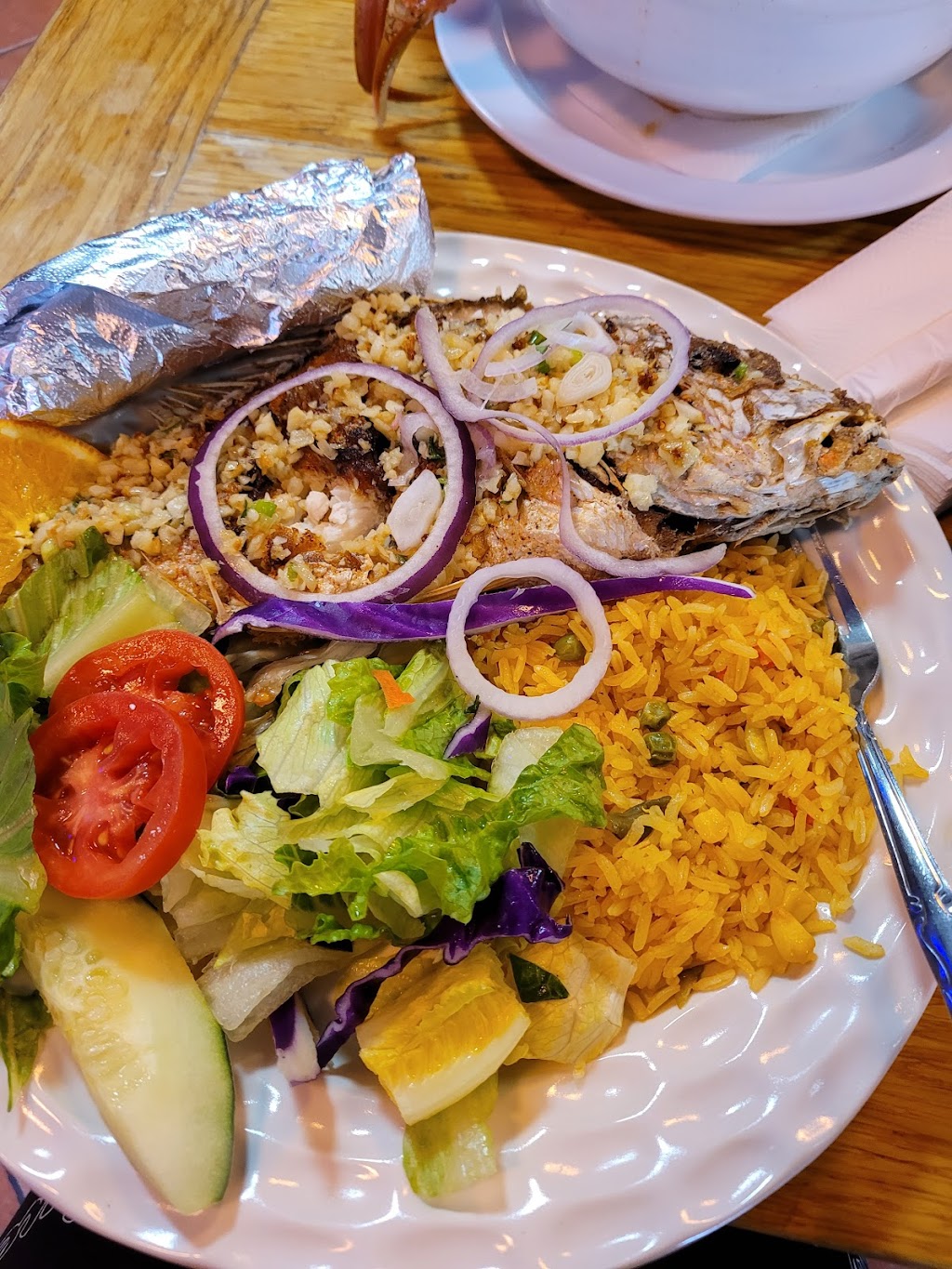 Mariscos Marias | 2215 S Vermont Ave, Los Angeles, CA 90007, USA | Phone: (323) 731-3108