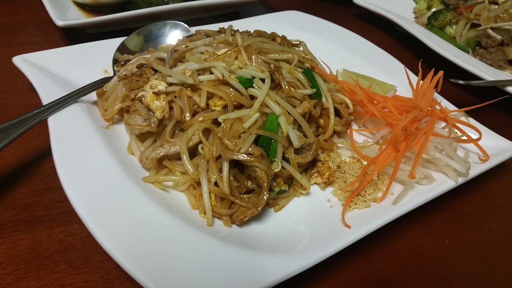 Simply Thai Restaurant | 8465 Elk Grove Florin Rd, Elk Grove, CA 95624, USA | Phone: (916) 682-1710