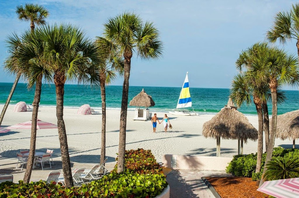 Sandcastle Resort at Lido Beach | 1540 Benjamin Franklin Dr, Sarasota, FL 34236, USA | Phone: (941) 388-2181
