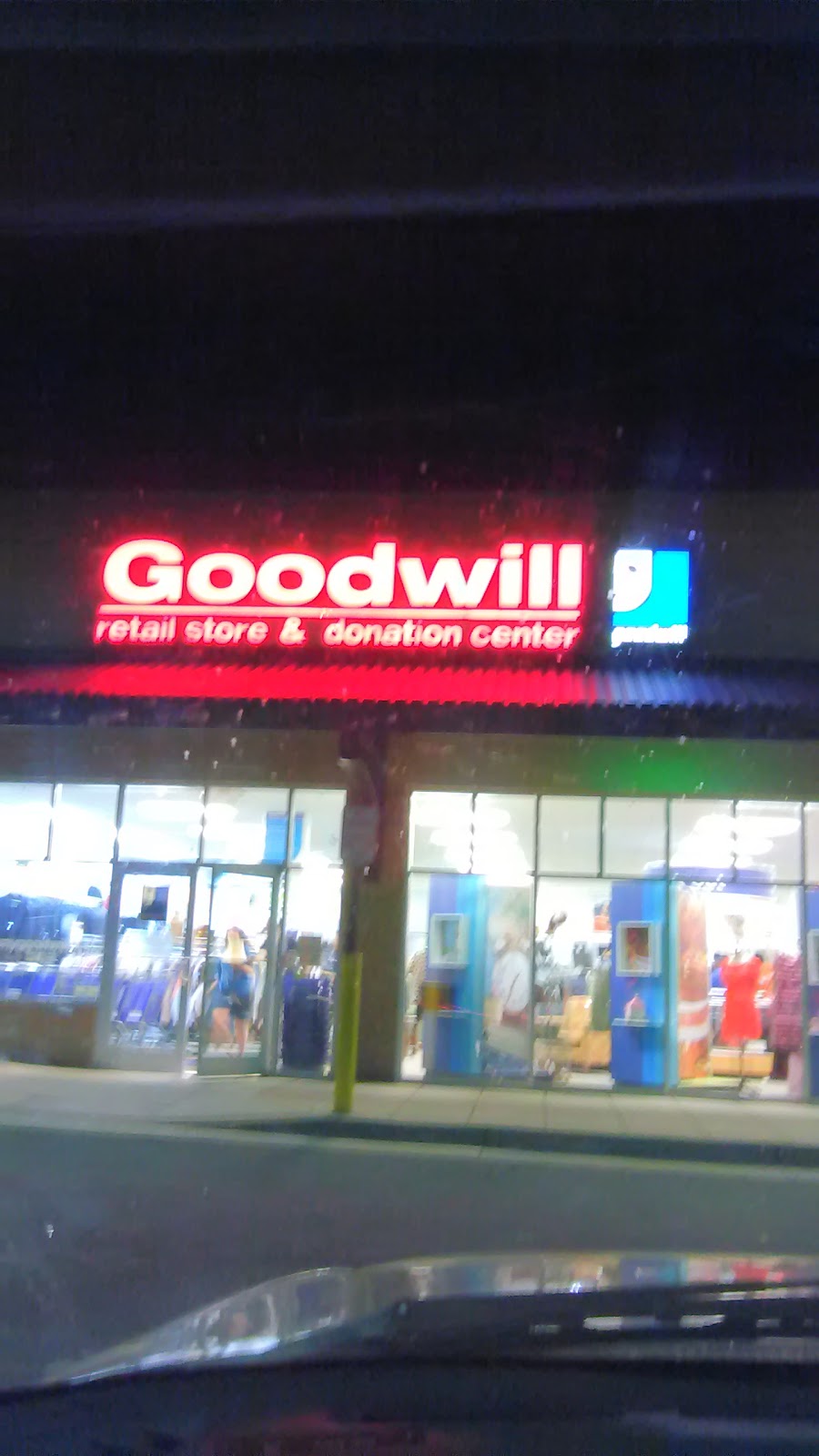 Goodwill of Greater Washington Retail Store | 22405 Enterprise St, Sterling, VA 20164, USA | Phone: (703) 444-5186
