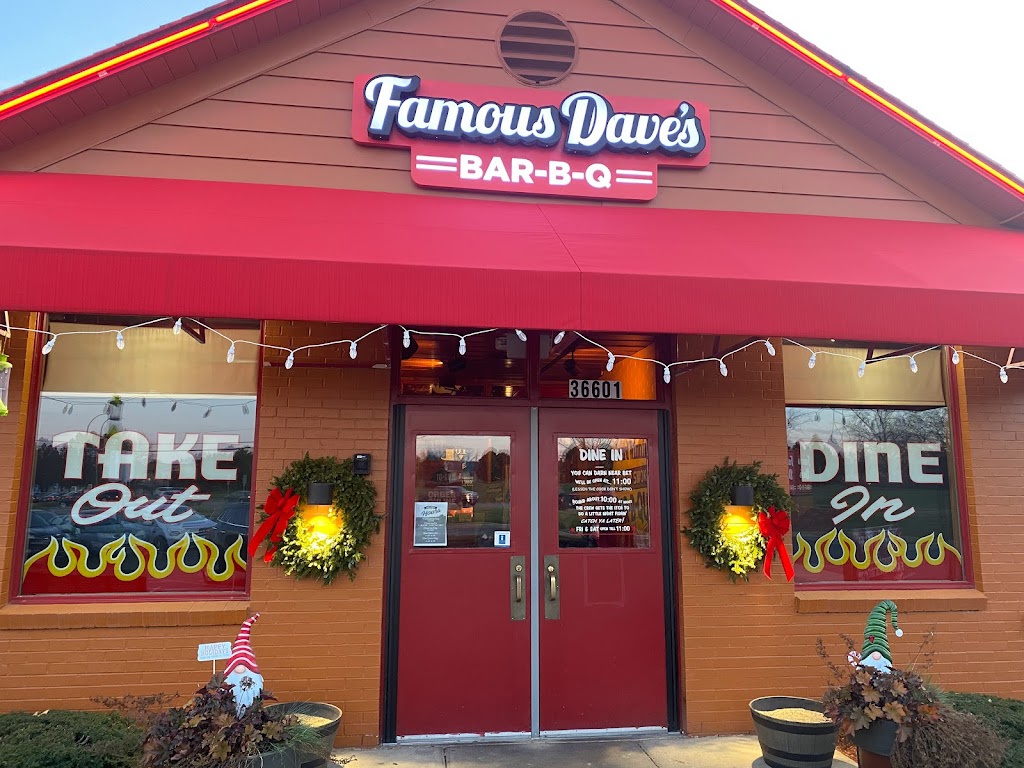 Famous Daves Bar-B-Que | 36601 Warren Rd, Westland, MI 48185, USA | Phone: (734) 595-1000