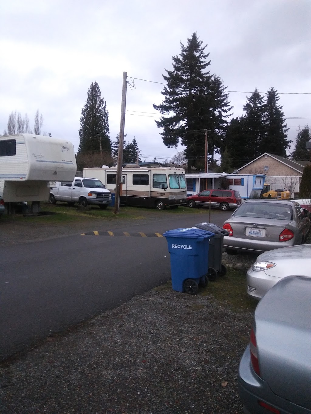 Seacoma Community LLC - RV Park | 1831 S 268th St, Des Moines, WA 98198, USA | Phone: (360) 689-8519