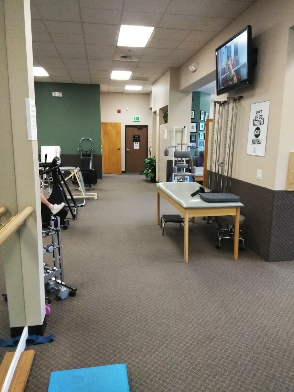 Select Physical Therapy - Upland | 299 W Foothill Blvd #200, Upland, CA 91786, USA | Phone: (909) 985-2337