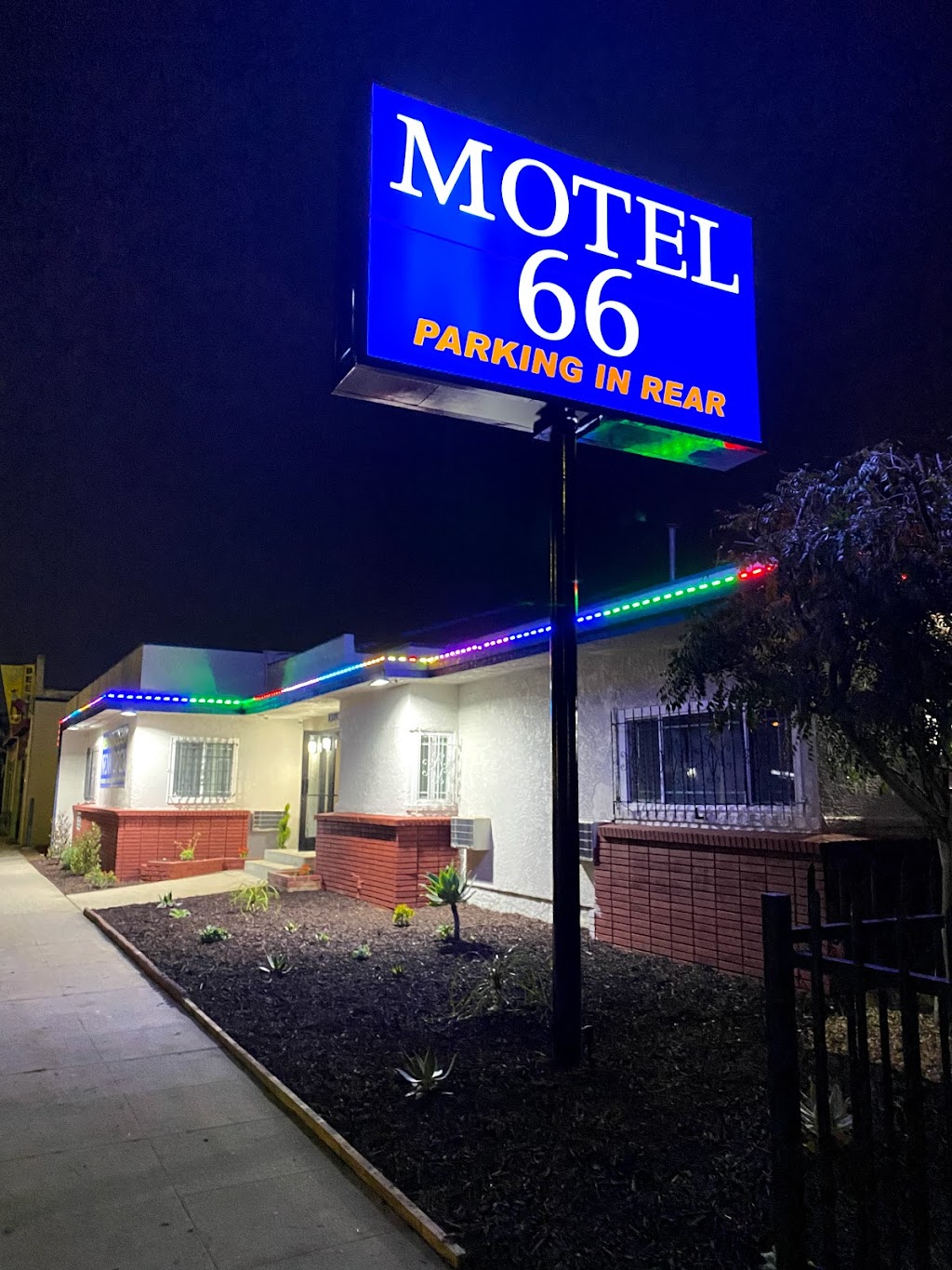 Motel 66 Los Angeles | 10210 S Western Ave, Los Angeles, CA 90047, USA | Phone: (323) 615-0193