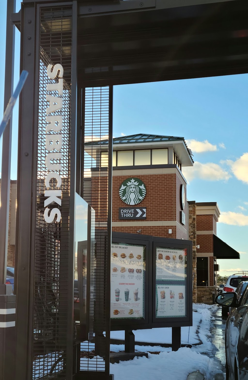 Starbucks | 6 Flagstone Dr Unit D, Hudson, NH 03051, USA | Phone: (603) 371-1484