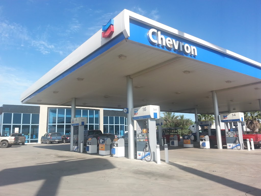 Chevron | 6150 I-10, Seguin, TX 78155, USA | Phone: (830) 420-3301